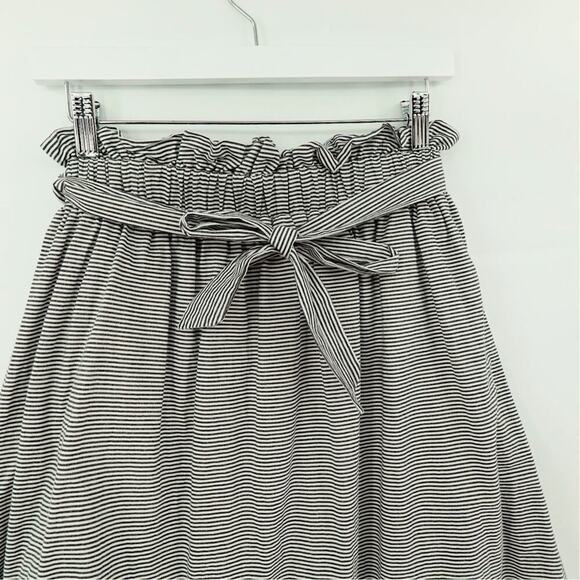 Women Skirt Small Blue Striped Floral Eyelet Bow Nautical Cottage Coquette - Picture 4 of 14